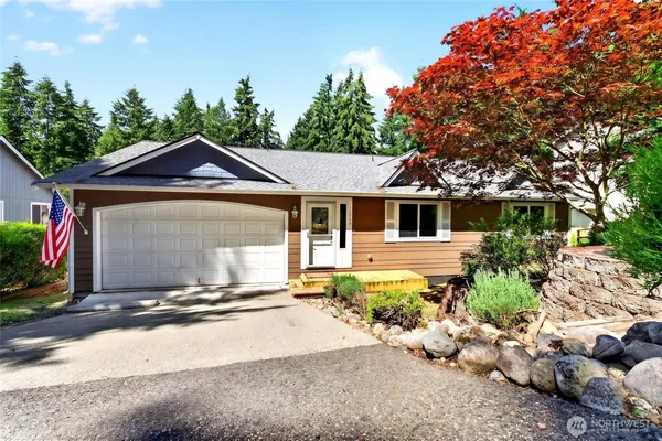 $549,950 | 17939 Upland Drive Southeast, Yelm, WA 98597