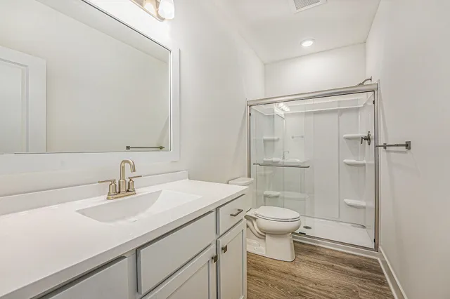 $639,900 | 8275 McArthur Avenue Northeast, Belding, MI 48809