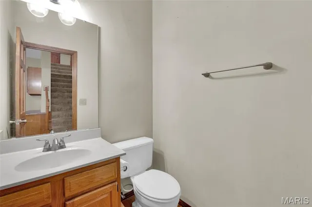 $599,999 | 16015 Canterbury Estates Drive, Ellisville, MO 63021