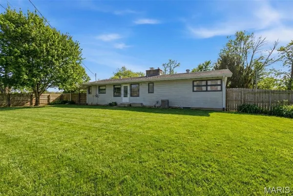 $235,000 | 815 Carlton Street, Mountain Grove, MO 65711