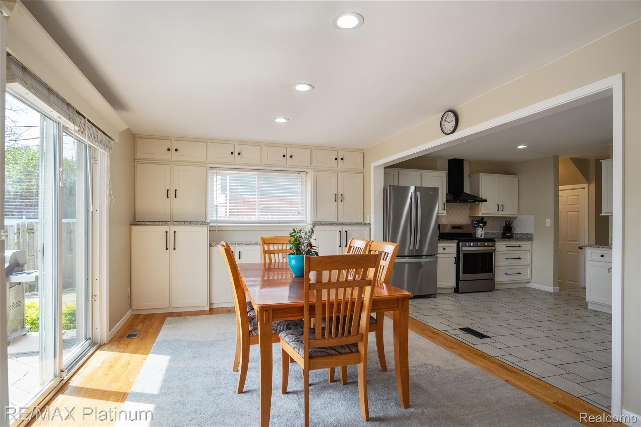 624 Reed Court Northville, MI 48167 - Photo 8 of 19 9.jpg