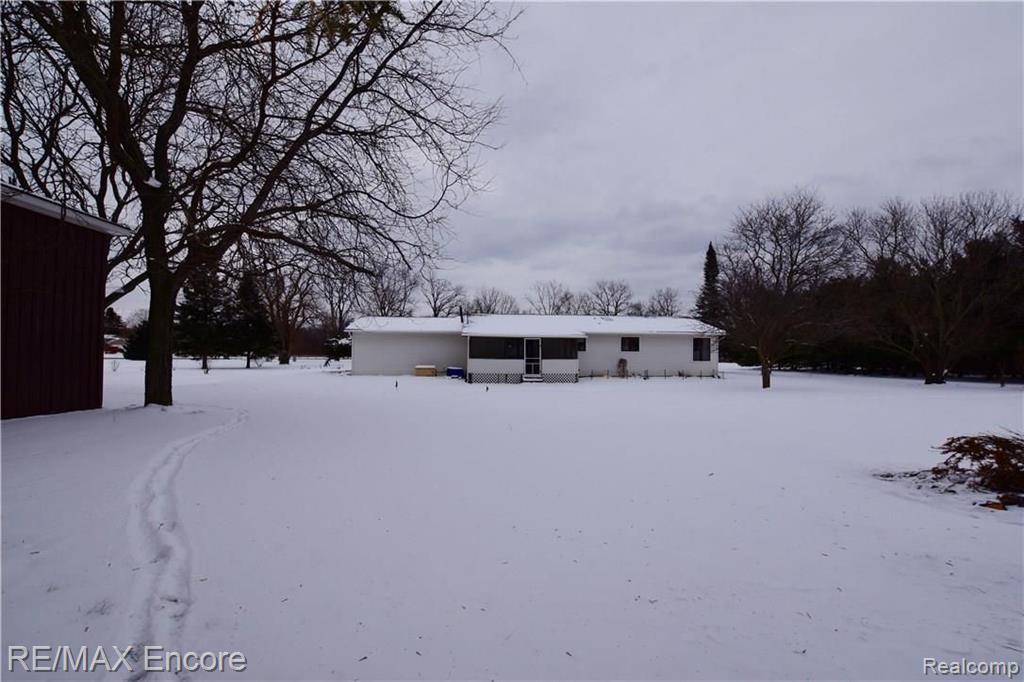 10158 South State Road Goodrich, MI 48438 - Photo 23 of 26