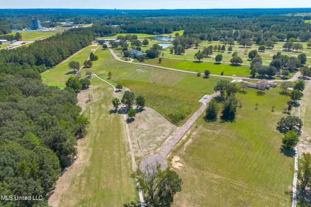 $32,500 | 0 Club Drive, Collins, MS 39428