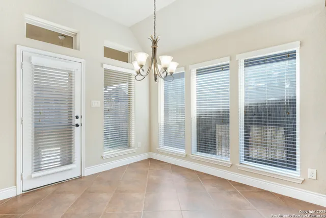 $1,975 | 2143 Pioneer Pass, Seguin, TX 78155