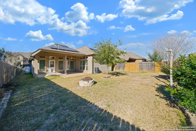 $1,975 | 2143 Pioneer Pass, Seguin, TX 78155