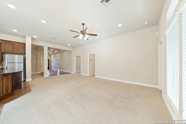 $1,975 | 2143 Pioneer Pass, Seguin, TX 78155