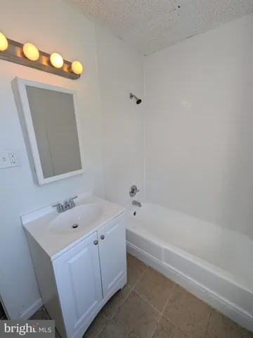 $1,075 | 1920 Auth Street, Philadelphia, PA 19124