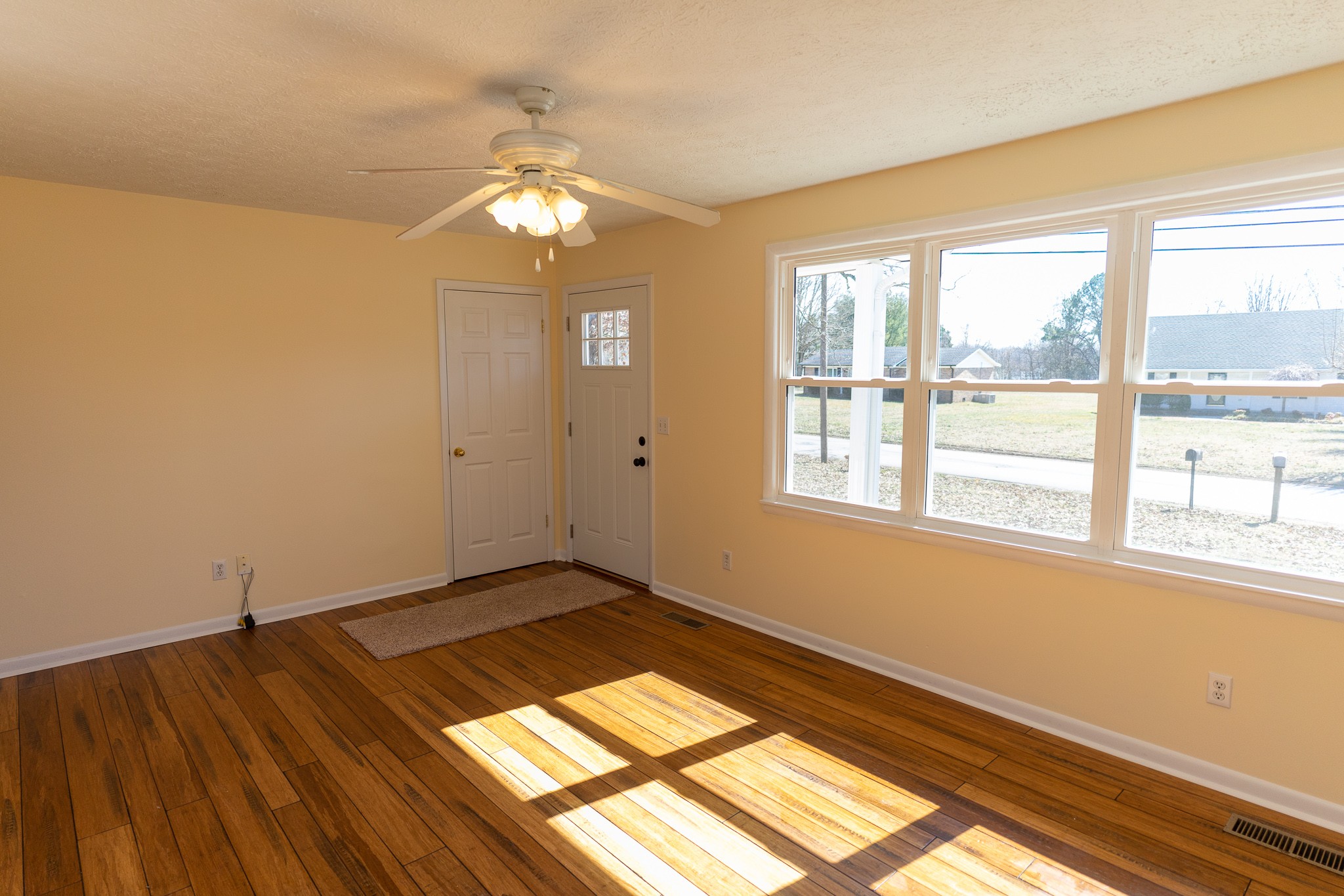 199 Old Bushy Branch Road Manchester, TN 37355 - Photo 4 of 15 Gallery Image 4