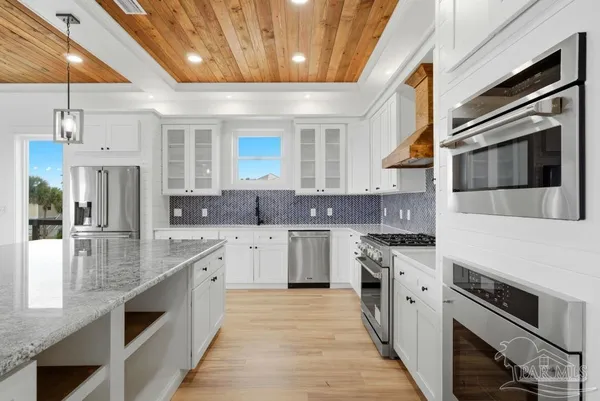 $1,995,000 | 7258 Captain Kidd Reef, Pensacola, FL 32507