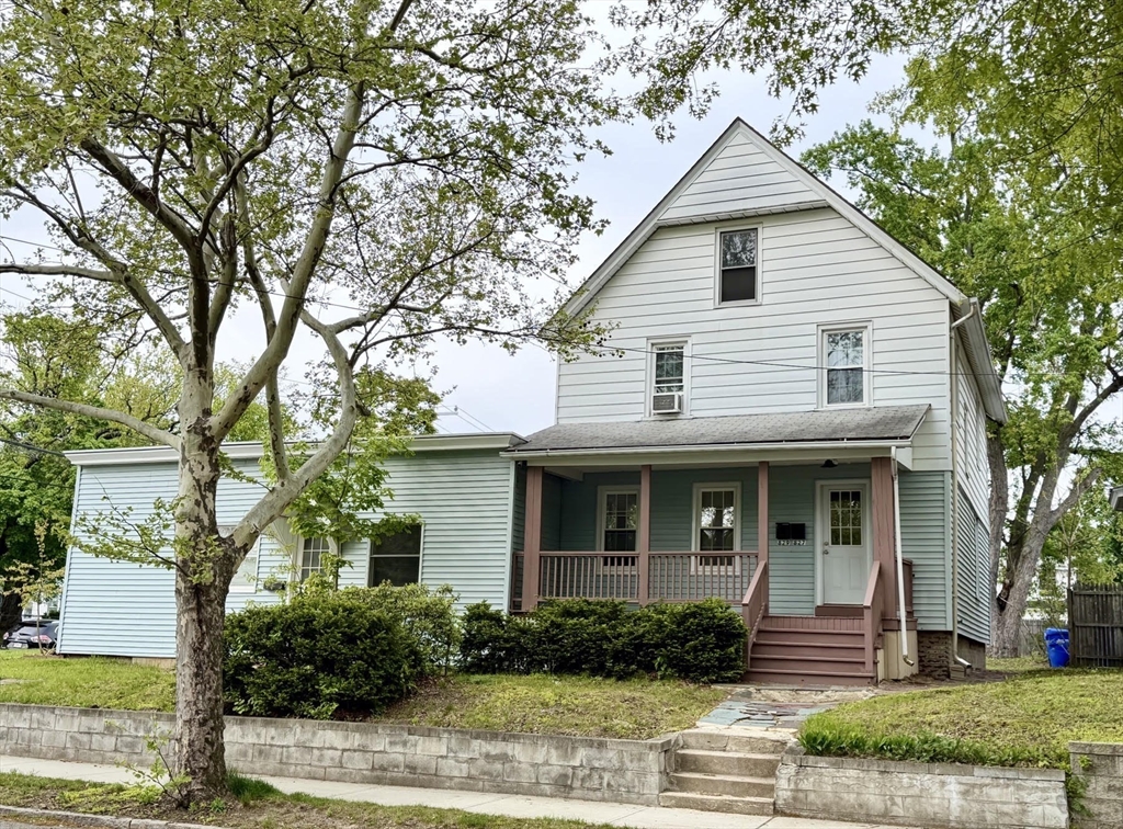 827-831 Armory Street Springfield, MA 01107 - Photo 1 of 27