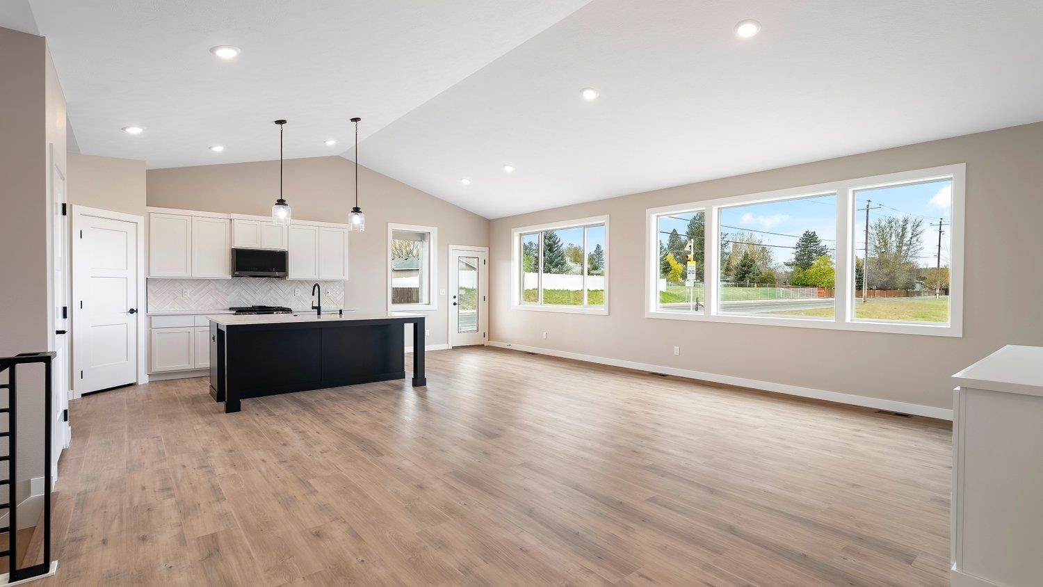 16719 North Wellington Road Colbert, WA 99005 - Photo 3 of 37 Gallery Image 3