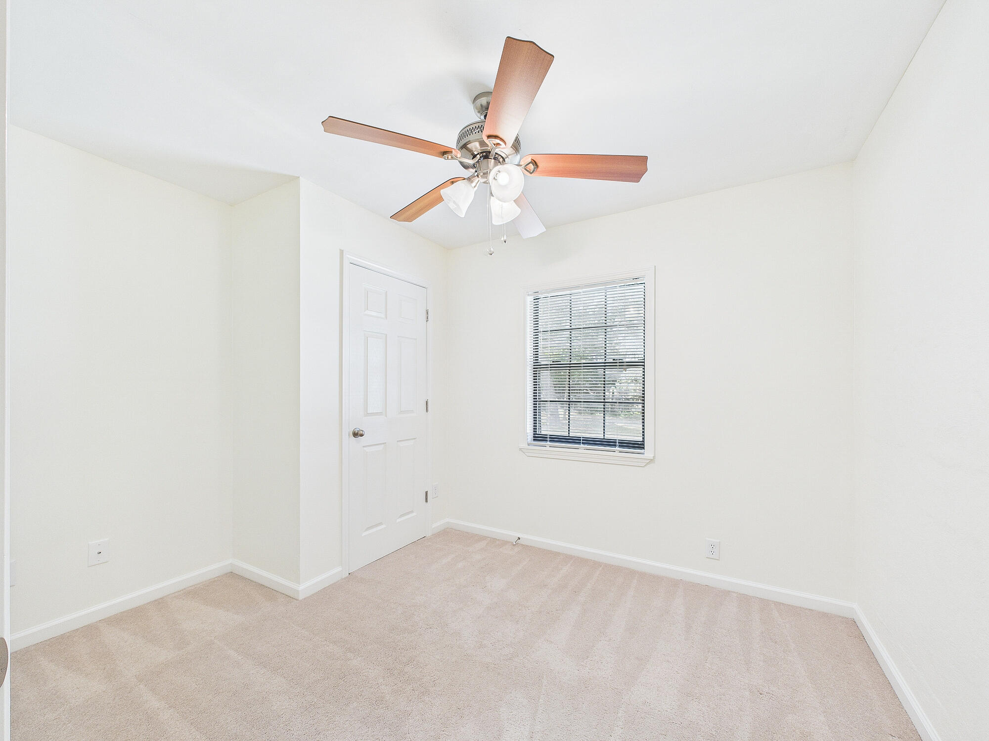 129 Poquito Road Shalimar, FL 32579 - Photo 24 of 34 Bedroom