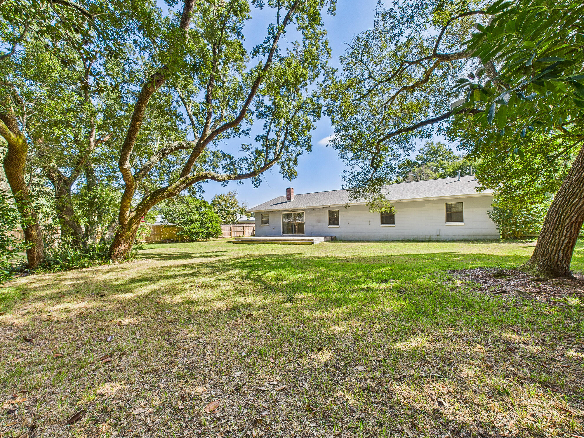 129 Poquito Road Shalimar, FL 32579 - Photo 32 of 34 Back