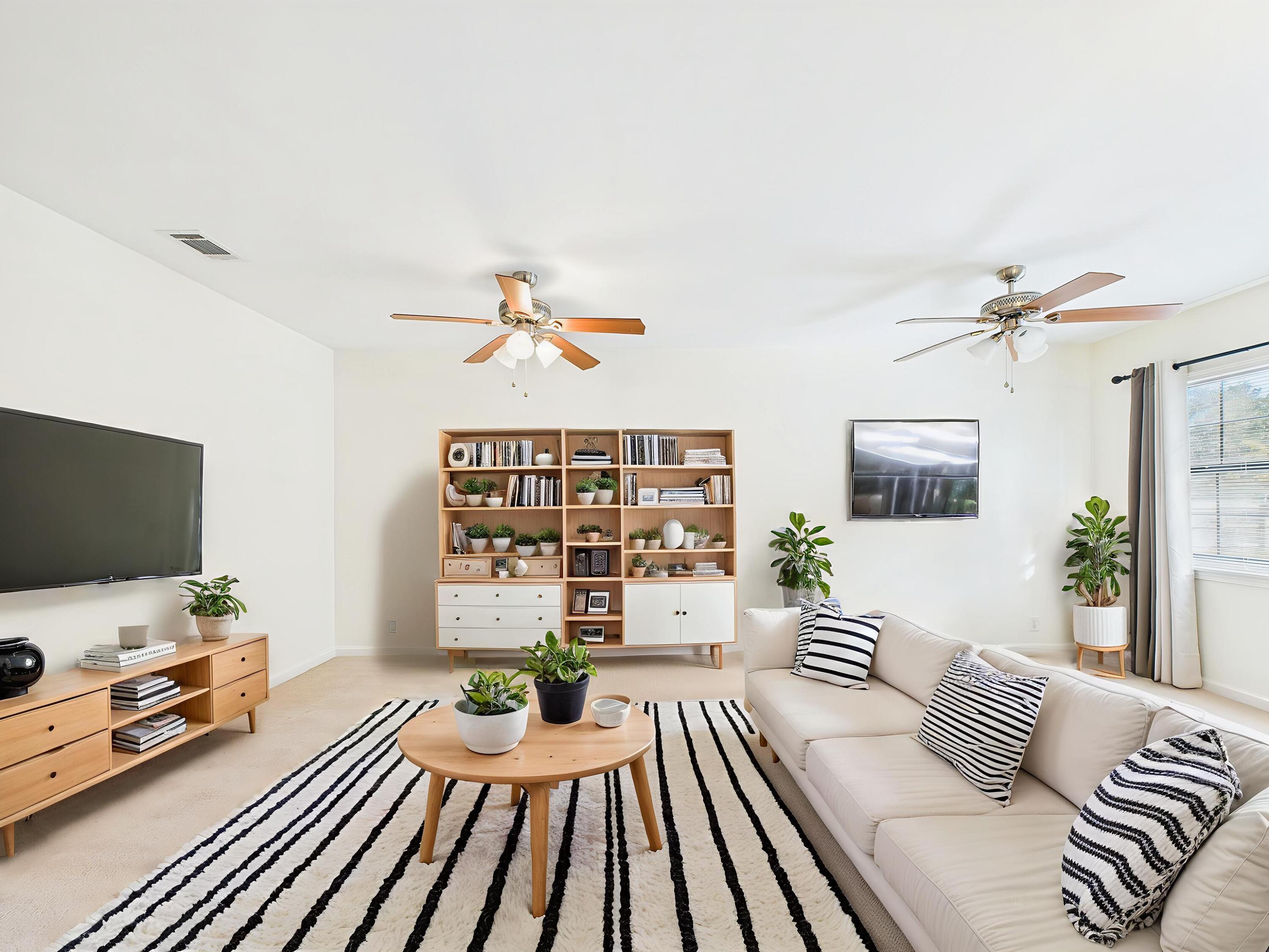 129 Poquito Road Shalimar, FL 32579 - Photo 4 of 34 Virtual Staged