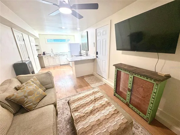 $2,000 | 3022 Beach Boulevard South, Unit 1, Gulfport, FL 33707