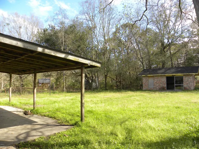 $1,250 | 7604 Oakland Drive, Biloxi, MS 39532