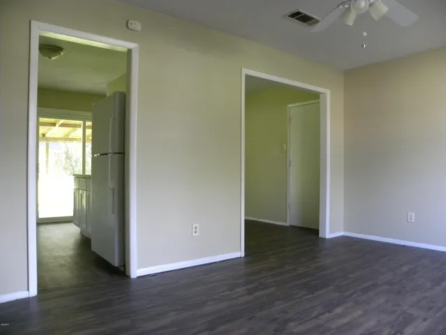 $1,250 | 7604 Oakland Drive, Biloxi, MS 39532