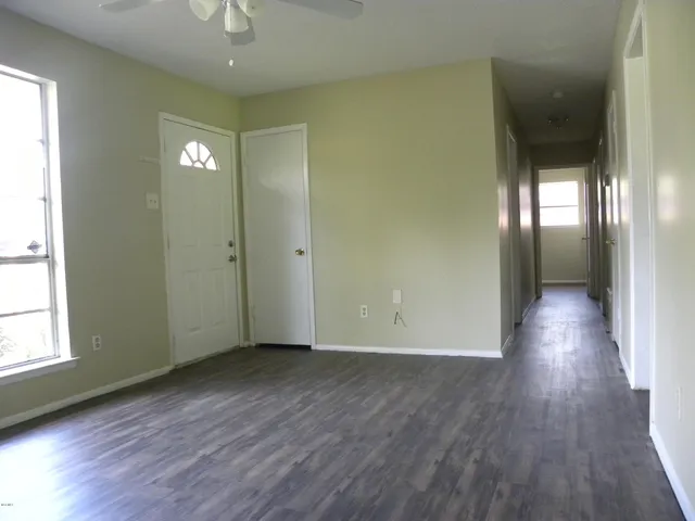 $1,250 | 7604 Oakland Drive, Biloxi, MS 39532