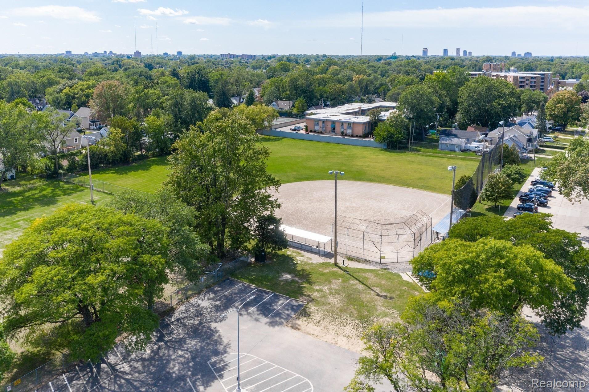 2008 Oxford Road Berkley, MI 48072 - Photo 42 of 45 DJI_0471.jpg
