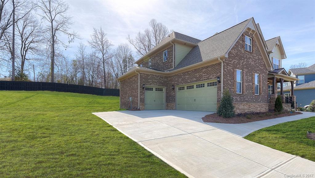 682 Zinnia Way, Unit 752 Tega Cay, SC 29708 - Photo 2 of 24 Gallery Image 2