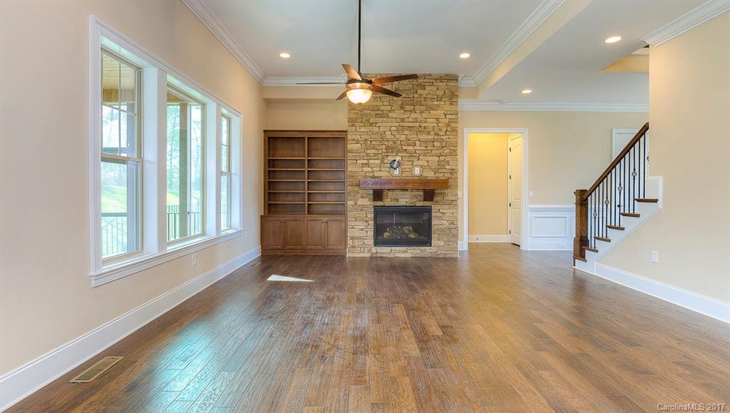 682 Zinnia Way, Unit 752 Tega Cay, SC 29708 - Photo 12 of 24 Gallery Image 12