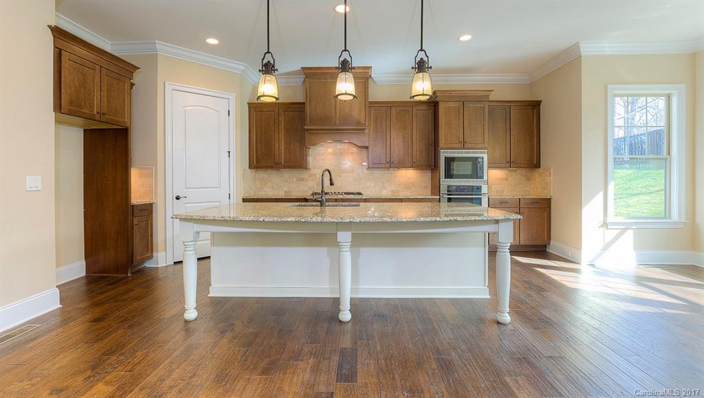 682 Zinnia Way, Unit 752 Tega Cay, SC 29708 - Photo 13 of 24 Gallery Image 13