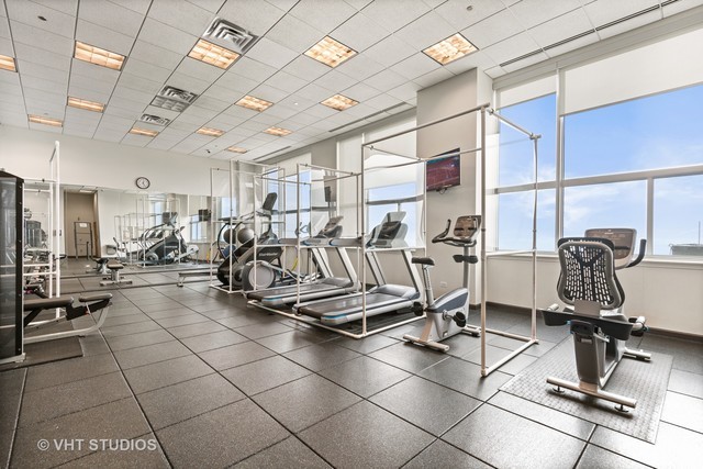 1901 South Calumet Avenue, Unit 1803 Chicago, IL 60616 - Photo 20 of 20 a view of a room with gym equipment