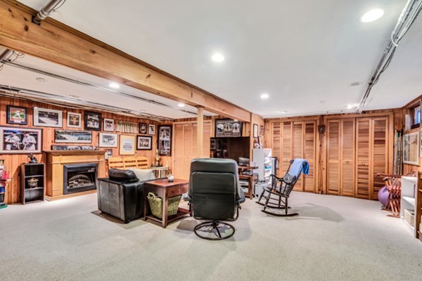 16 York Road Winchester, MA 01890 - Photo 19 of 24 Gallery Image 19
