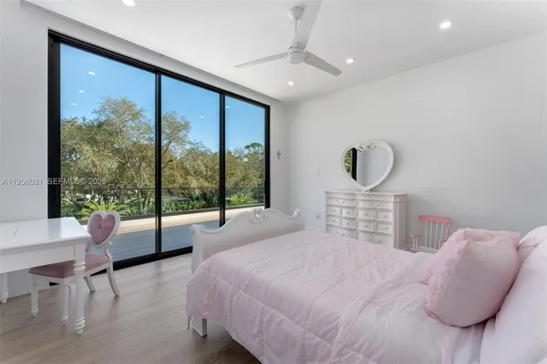 $5,995,000 | 9525 Southwest 95th Court, Miami, FL 33176