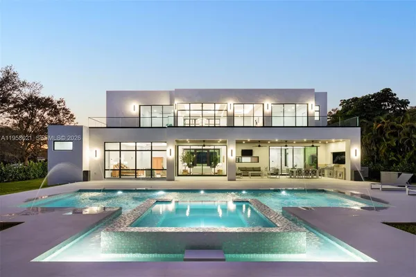 $5,995,000 | 9525 Southwest 95th Court, Miami, FL 33176