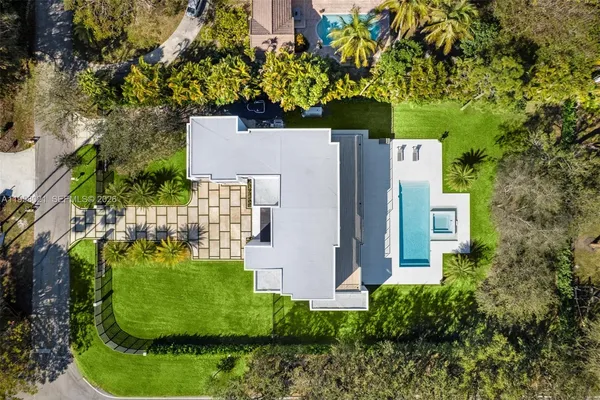 $5,995,000 | 9525 Southwest 95th Court, Miami, FL 33176