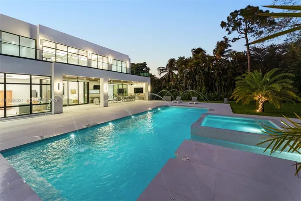 $5,995,000 | 9525 Southwest 95th Court, Miami, FL 33176