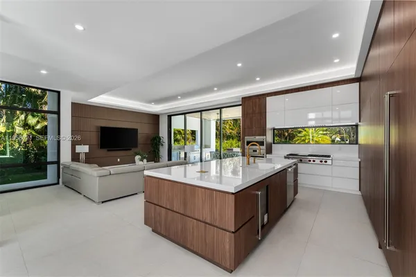$5,995,000 | 9525 Southwest 95th Court, Miami, FL 33176