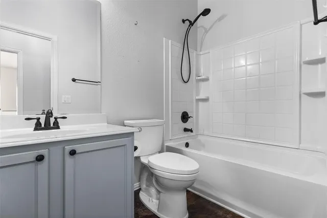 $2,900 | 1214 Inglewood Drive, Mansfield, TX 76063