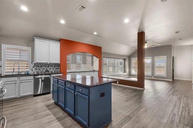 $2,900 | 1214 Inglewood Drive, Mansfield, TX 76063