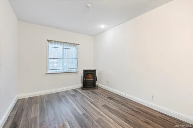 $389,000 | 52 Briar Hill Court, Middle Island, NY 11953