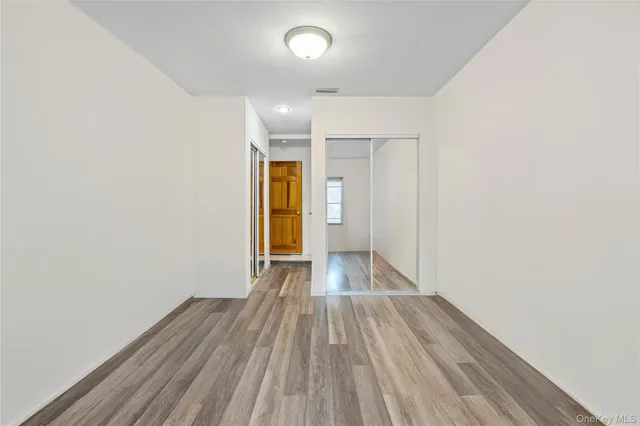 $389,000 | 52 Briar Hill Court, Middle Island, NY 11953