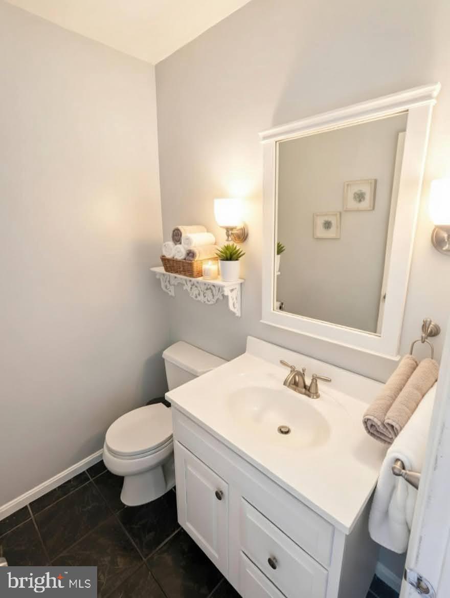 1006 Kimberwicke Road McLean, VA 22102 - Photo 16 of 38 Main-Level Powder Room