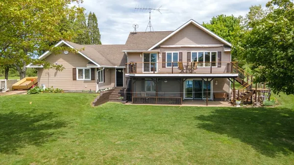 $579,900 | W337 County Highway East, Neshkoro, WI 54960