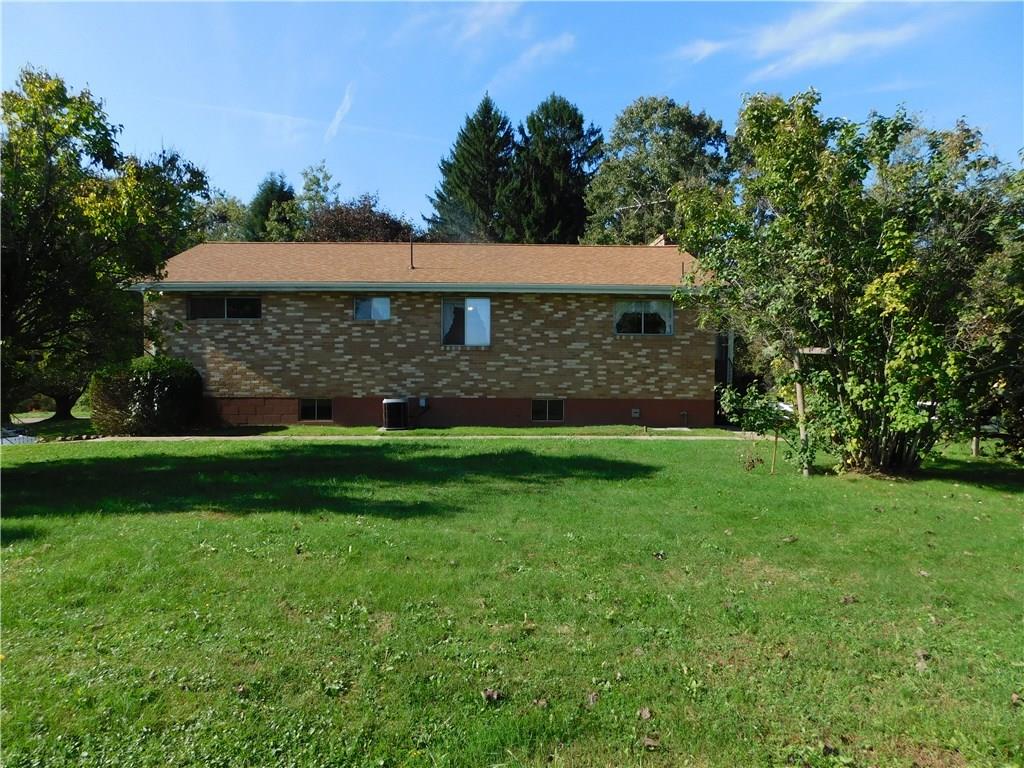 343 Barron Road Slippery Rock, PA 16057 - Photo 5 of 23