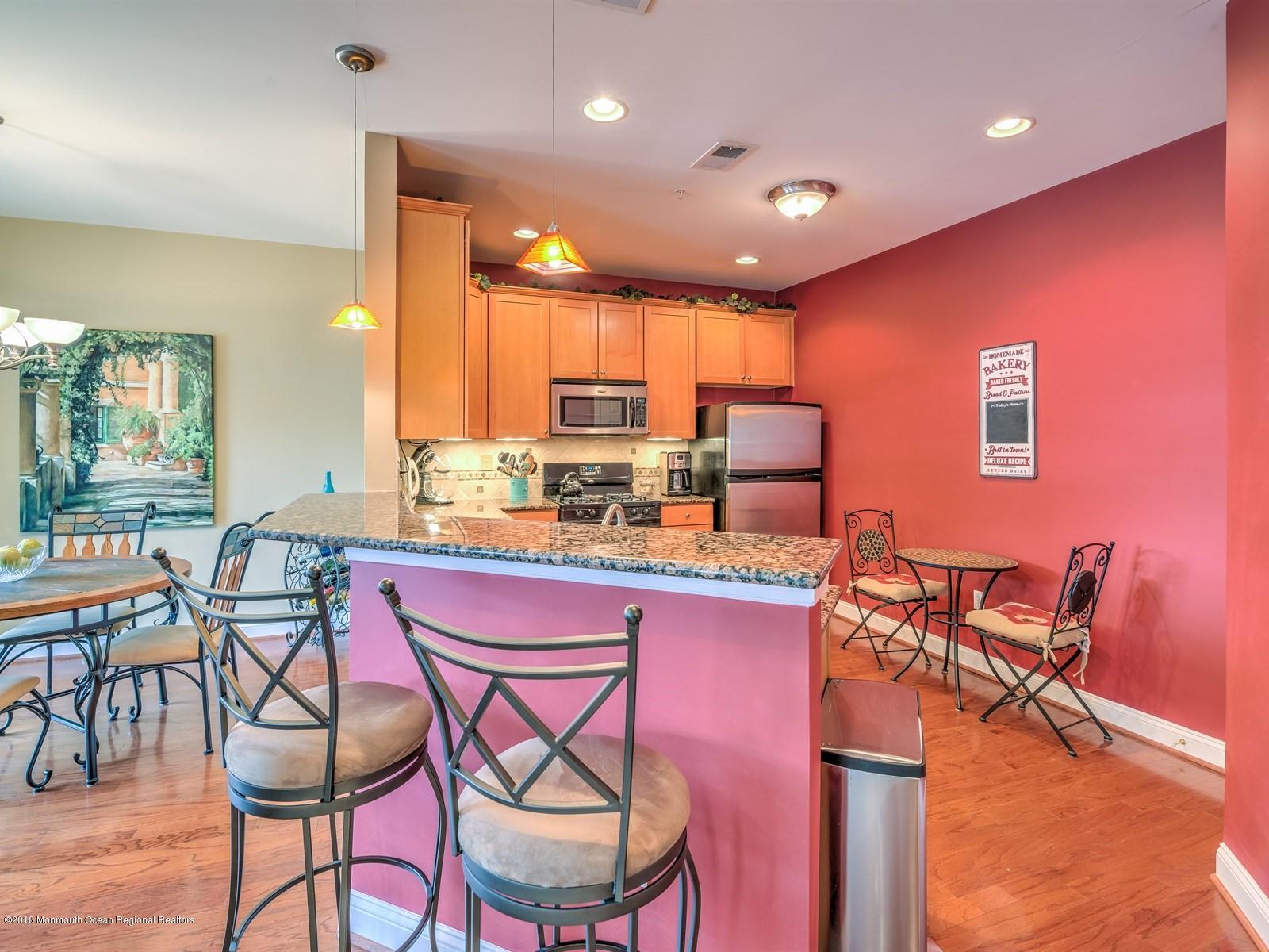 708 Abby Road Middletown, NJ 07748 - Photo 7 of 21 KITCHEN
