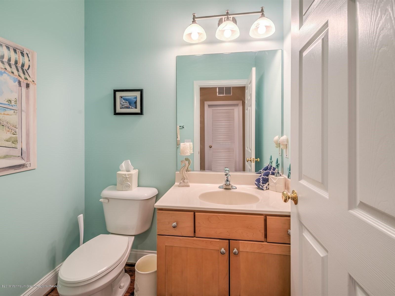 708 Abby Road Middletown, NJ 07748 - Photo 8 of 21 POWDER ROOM