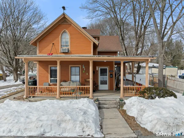 a view of a house with a outdoor space