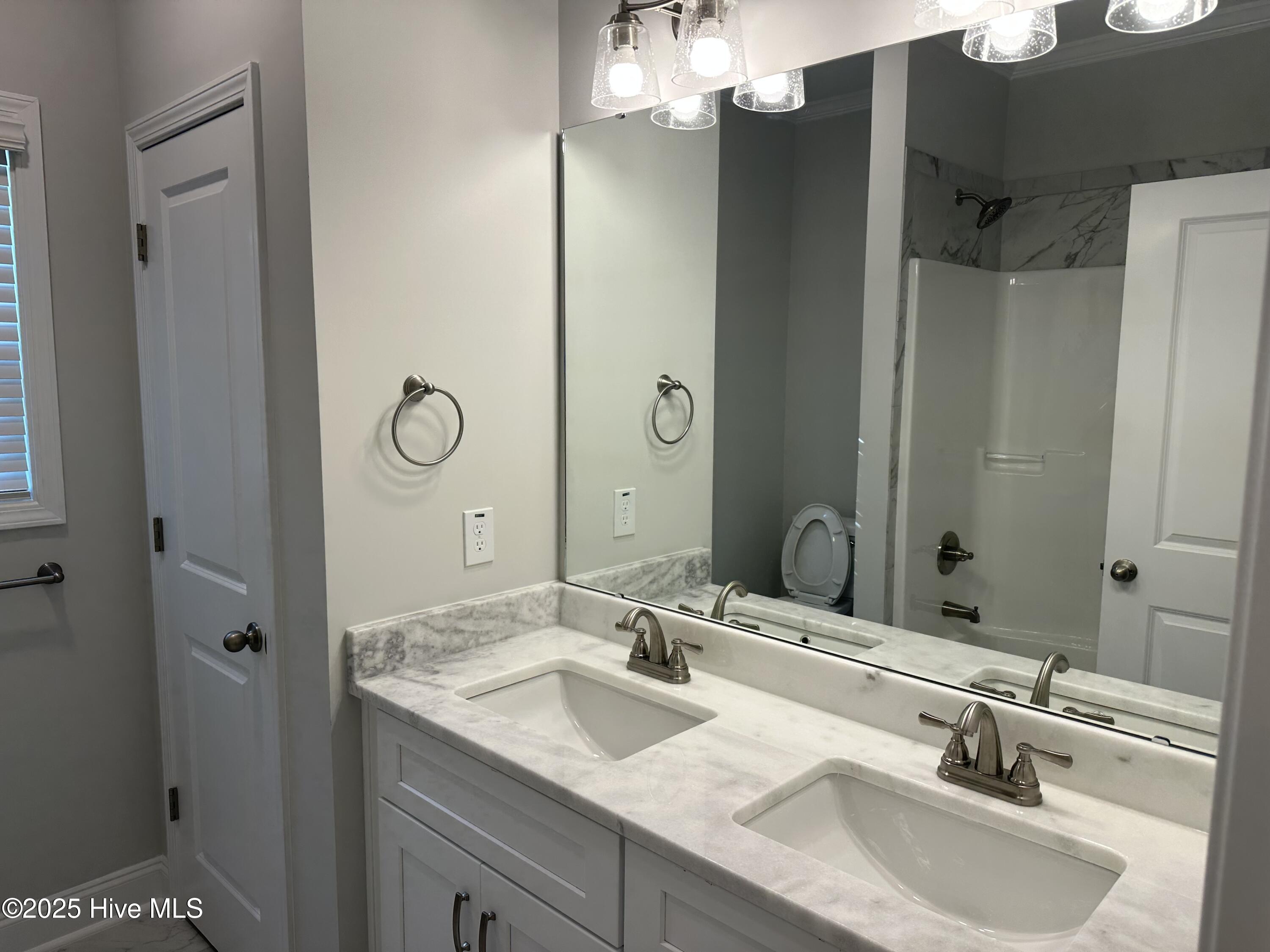 178 Longleaf Drive West End, NC 27376 - Photo 9 of 13 IMG_7334