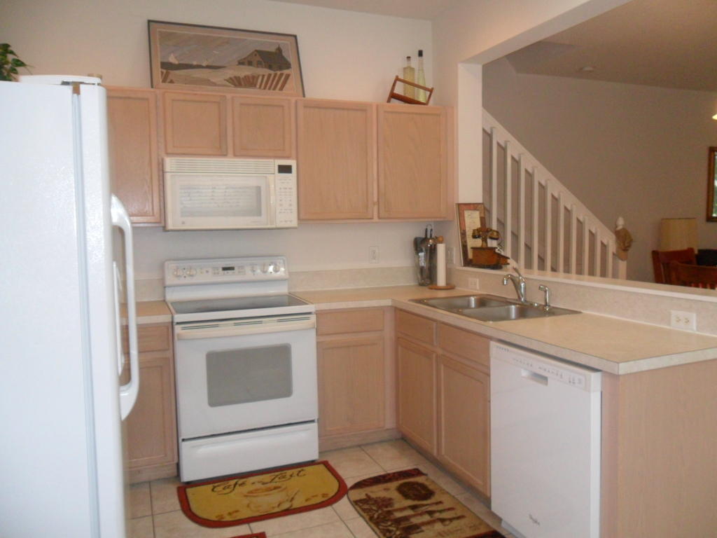 1031 Woodfield Road Greenacres, FL 33415 - Photo 13 of 29 SAM_4351