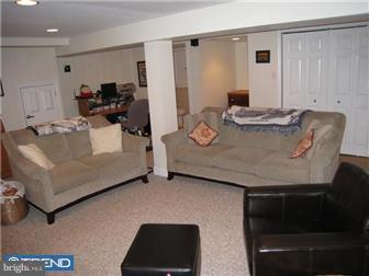 207 Arden Road Broomall, PA 19008 - Photo 12 of 12 Family Room