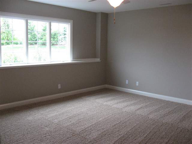 6664 Eagle Ridge Road Bettendorf, IA 52722 - Photo 19 of 24 Gallery Image 19