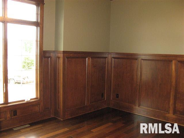 6664 Eagle Ridge Road Bettendorf, IA 52722 - Photo 10 of 24 Gallery Image 10