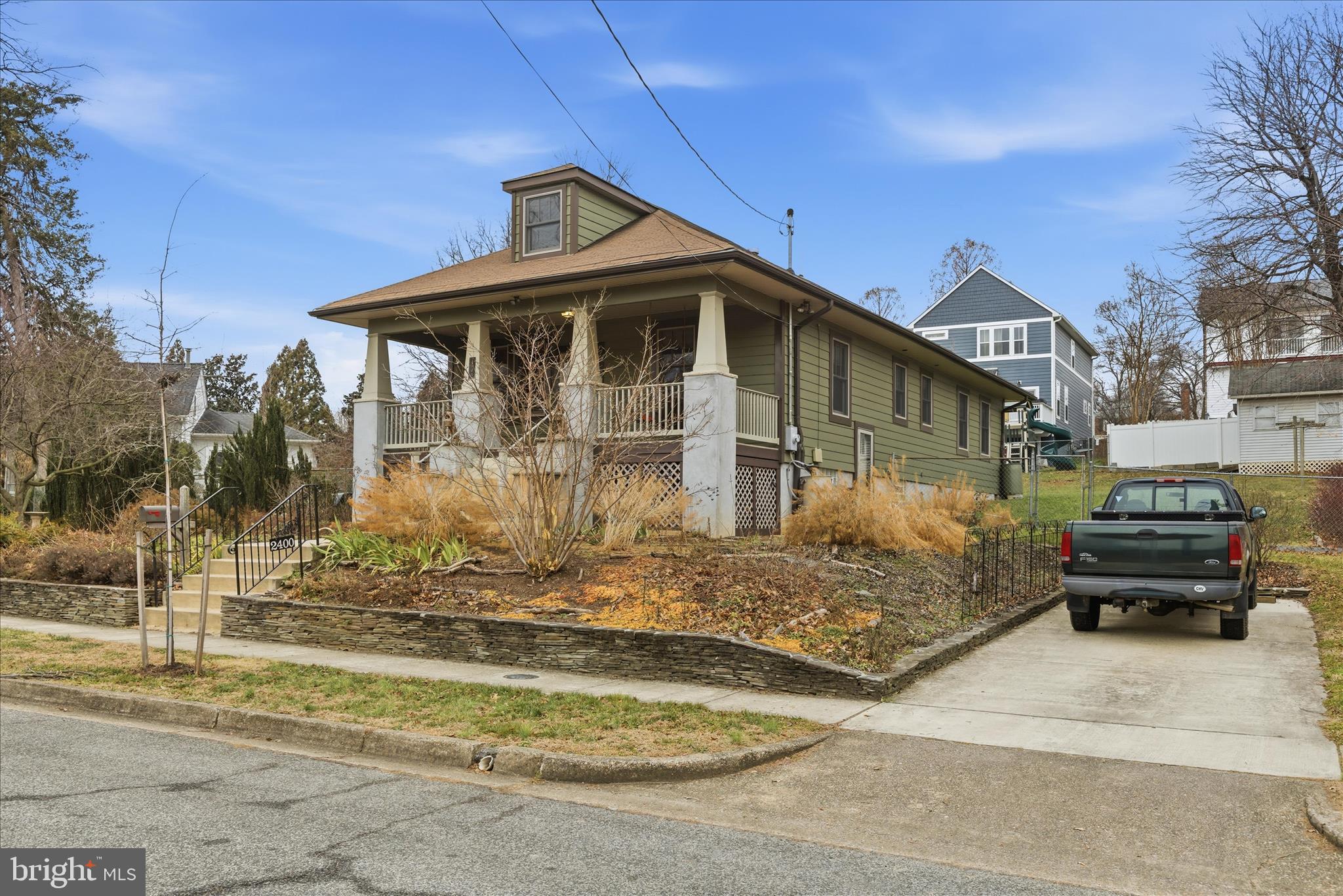 2400 Valley Way Cheverly, MD 20785 - Photo 4 of 41