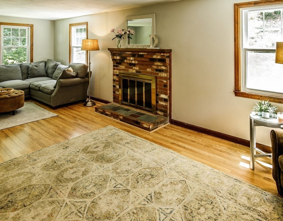 110 Ruggles Street Westborough, MA 01581 - Photo 8 of 32 Gallery Image 8